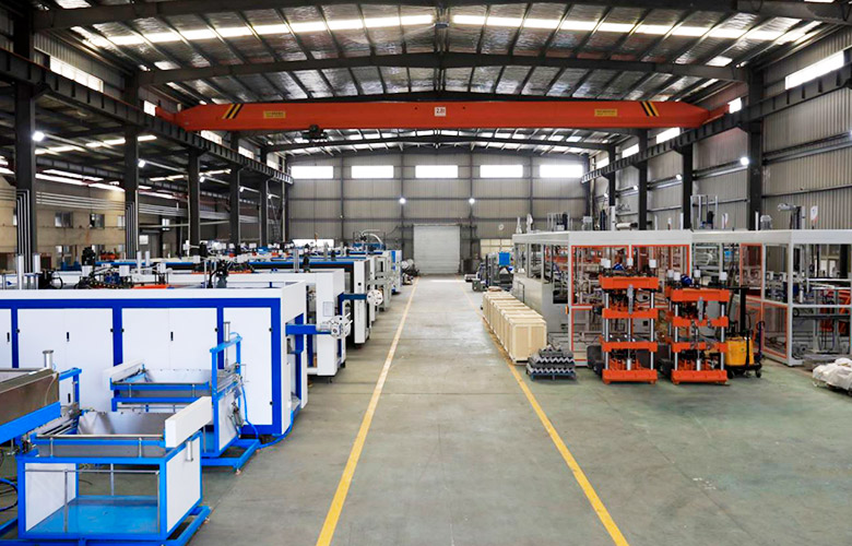 Hőformázó gép/műanyag csésze gép